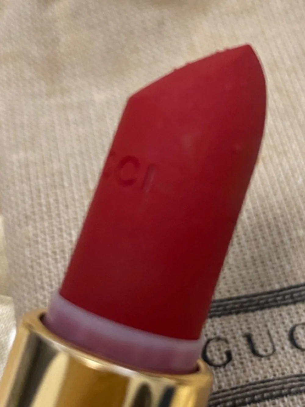 Gucci limited edition colourMatte Lipstick with Soft Pink Box and linen Bag New